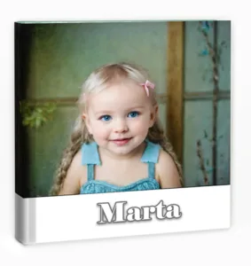 Libro de fotografias impresas, con tamaño 25x25 cm para niñas.